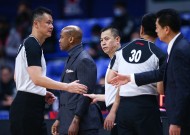 关于集结日上海海港调整名单以备意大利杯；造点机会环节打磨；球迷炸锅；临场指挥获称赞的信息