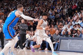 关于穆雷连续二十场比赛得分超过刷新纪录，瑞士队不断突破！引发球迷热议的信息